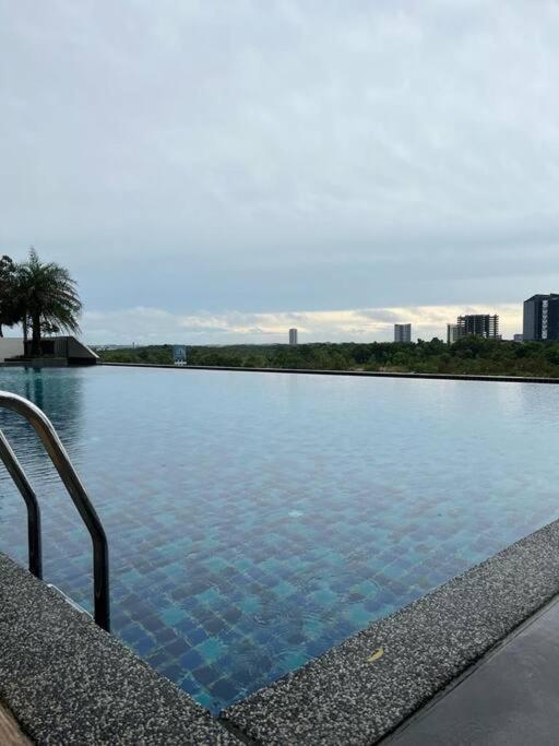 Meridin Medini By Wp Homestay Nusajaya  Exterior photo