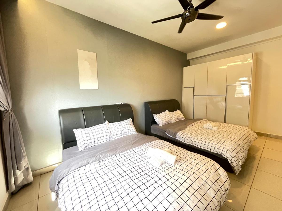 Meridin Medini By Wp Homestay Nusajaya  Exterior photo