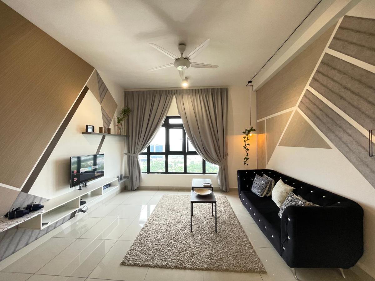 Meridin Medini By Wp Homestay Nusajaya  Exterior photo