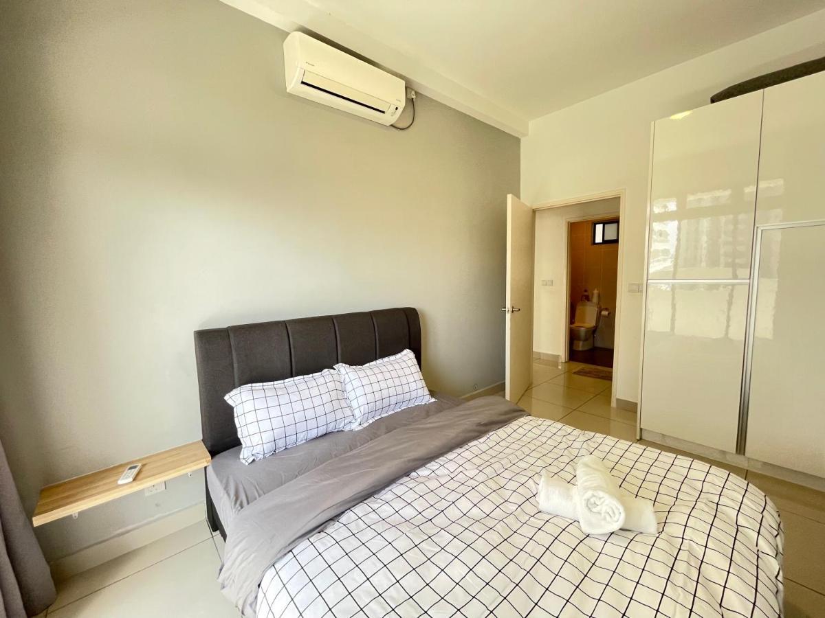 Meridin Medini By Wp Homestay Nusajaya  Exterior photo