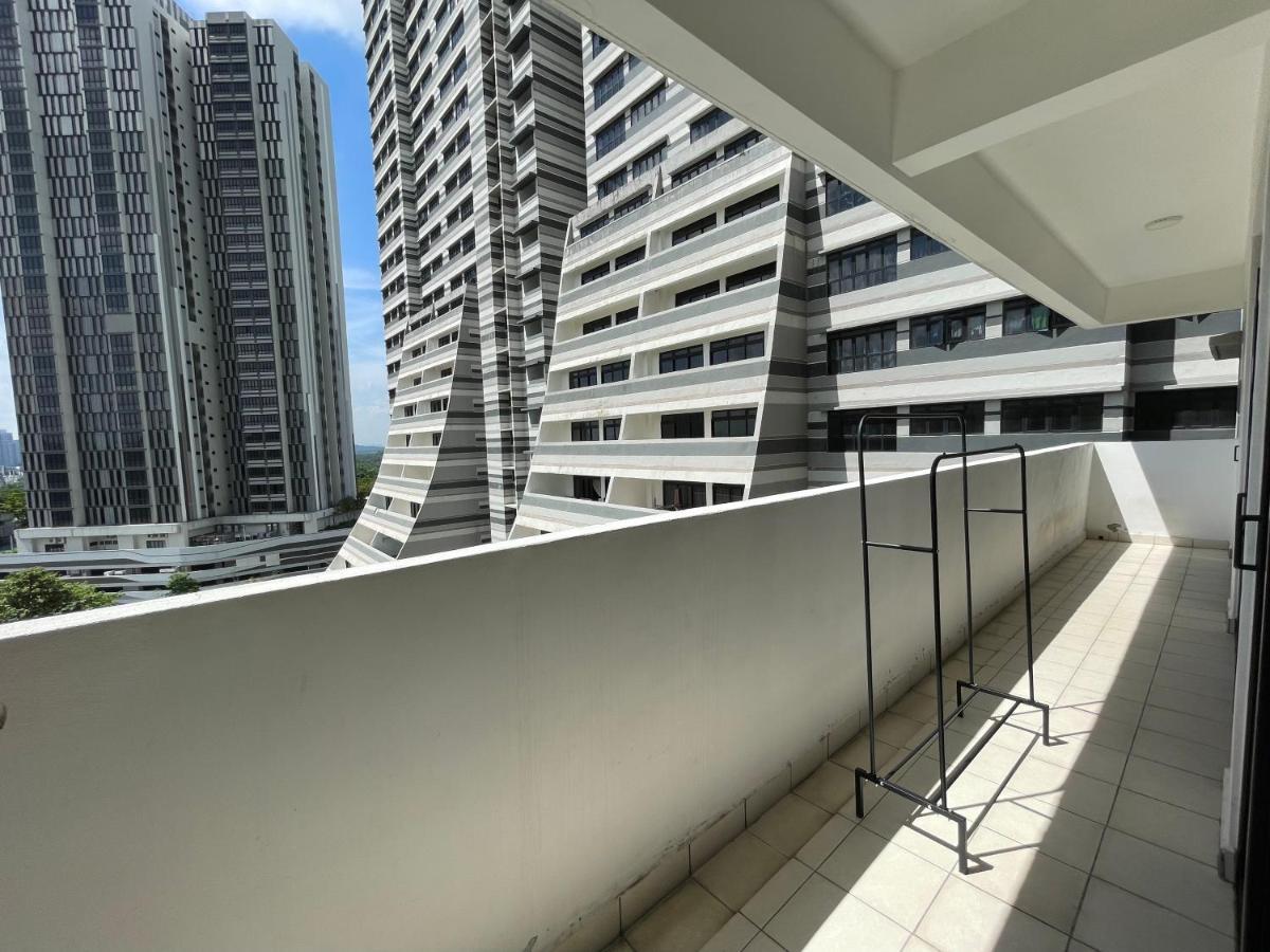 Meridin Medini By Wp Homestay Nusajaya  Exterior photo