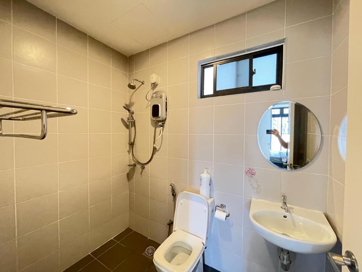 Meridin Medini By Wp Homestay Nusajaya  Exterior photo