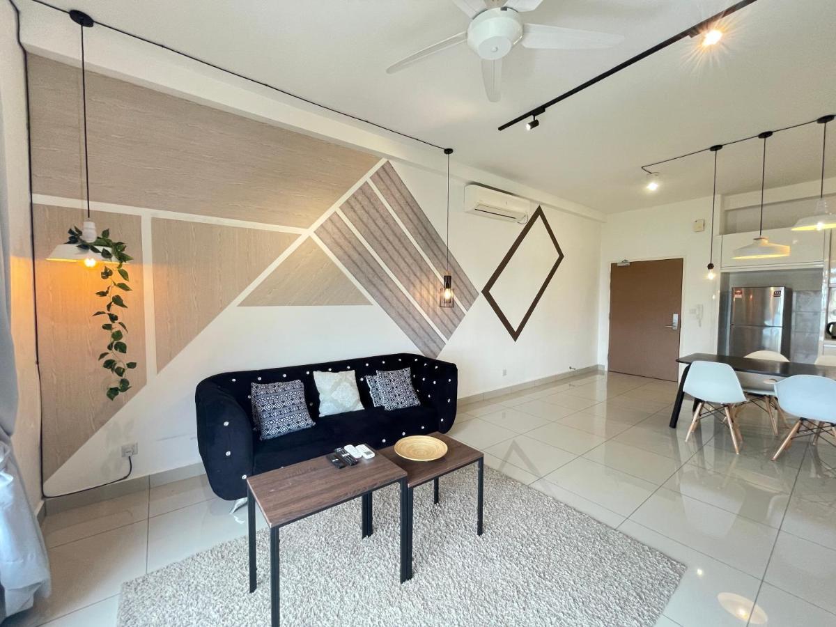 Meridin Medini By Wp Homestay Nusajaya  Exterior photo