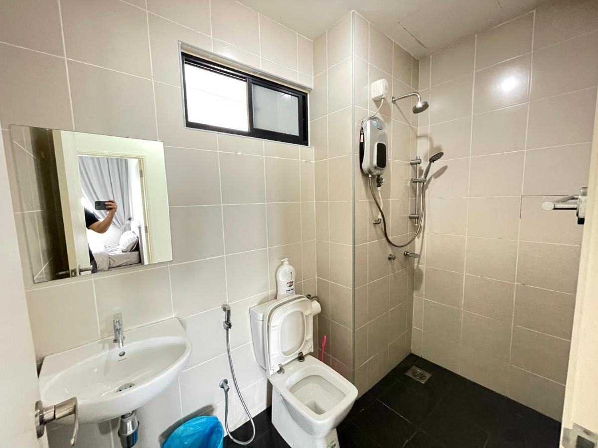 Meridin Medini By Wp Homestay Nusajaya  Exterior photo