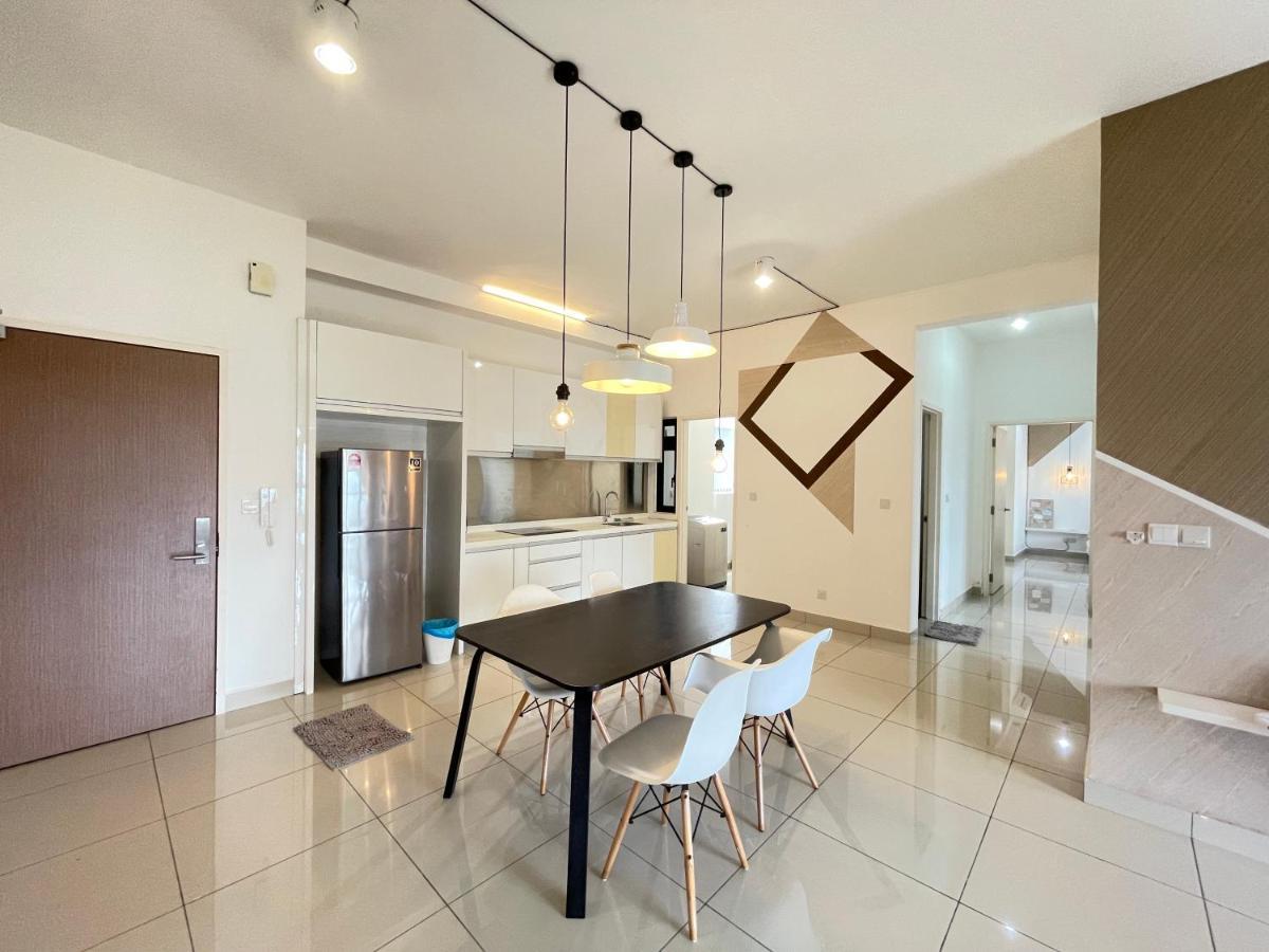 Meridin Medini By Wp Homestay Nusajaya  Exterior photo
